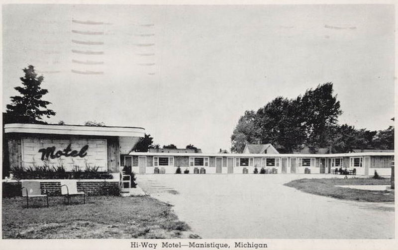 Hi-Way Motel - Old Postcard Photo